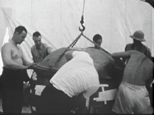 Gadget: Trinity Test Site, Oppenheimer Oversees Assembly, 1945