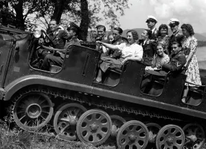 Excursions: Trip of the Air Force Command 4, 1939