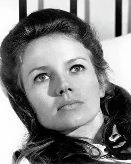 Devere: Trish Van Devere - actress