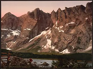 Romsdalen: Troldtinderne (i.e. Trolltindene), Romsdalen, Norway