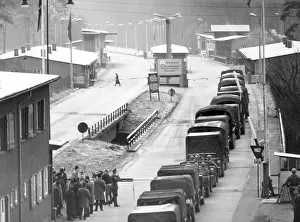 Helmstedt: US troop transport to Berlin leads through Soviet zone