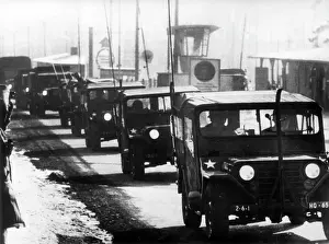 Reinforce: US troop transport drives to Berlin through Soviet zone