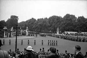 Trooping: Trooping the Colour - Queen Victoria Memorial