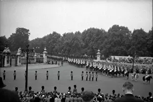 Trooping: Trooping the Colour - Queen Victoria Memorial
