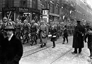 Departing: Troops on their way to the front, 1914