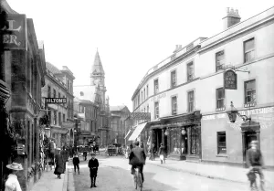 Trowbridge: Trowbridge, Silver Street and Town Hall 1900