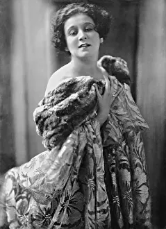 Trude: Trude Hesterberg, 1921