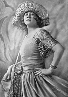 Trude: Trude Hesterberg, 1922