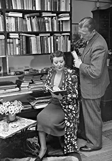 Trude: Trude Hesterberg with her brother, 1937