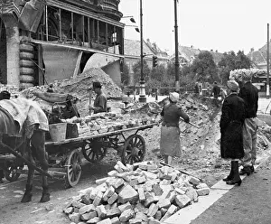 Manually: Truemmerfrauen
