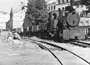 Removal: Truemmerzug - rubble train, 1945