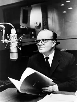 Capote: Truman Capote in studio for A CHRISTMAS ?