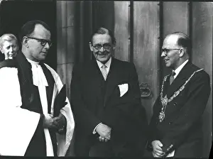 Rada: Ts Eliot, poet, at Shakespeare service, Southwark Cathedral