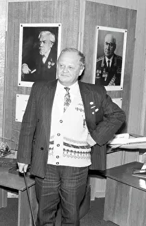 Zhigailov: TsAGI director German Zagainov, 1993