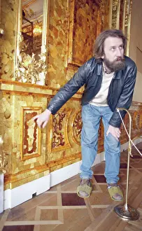 Demonstrating: Tsarskoye Selo Museum-Reserve