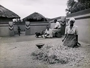 Kraal: Tswana village