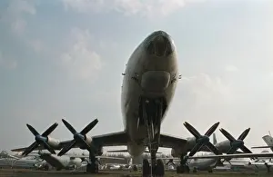 Bureau: TU-114 Airliner