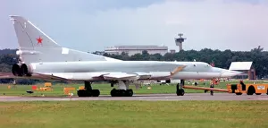 Farnborough: Tu-22M-3 (unmarked)