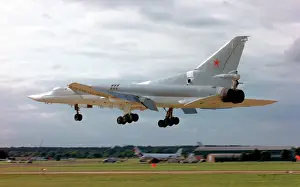 Farnborough: Tu-22M-3 (unmarked)