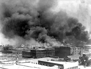 Tulsa: Tulsa. Smoke billowing over Tulsa, Oklahoma ?