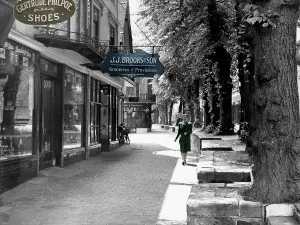 Pantiles: Tunbridge Wells, the Pantiles c1955
