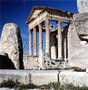 Contenders: TUNISIA/DOUGGA