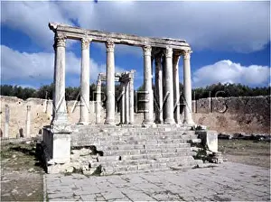 Contenders: TUNISIA/DOUGGA/CAELESTES