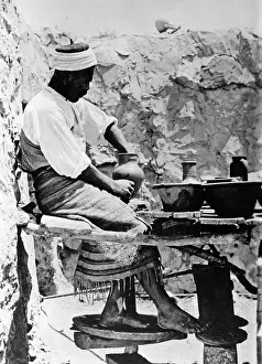 Regulates: Tunisian potter, 1933