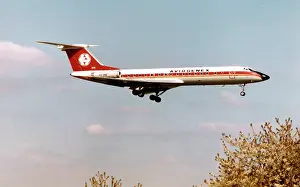 Gatwick: Tupolev Tu-134A-3 YU-ANE