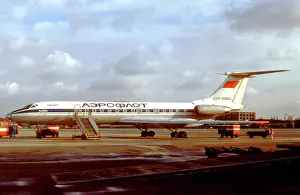 Cyrillic: Tupolev Tu-134A EiEiEiE -65862