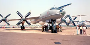 Nato: Tupolev Tu-142M 93 Black