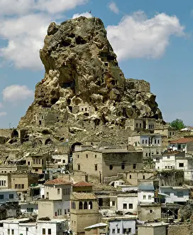Strategic: Turkey. Cappadocia. Ortahisar. The Castle, Cave house. Centr