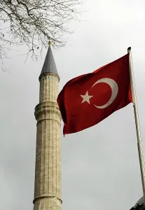 Mast: Turkey's flag