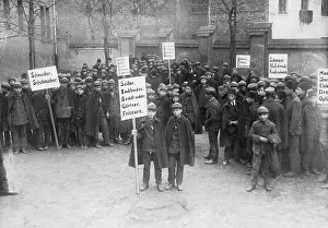 Recruited: Turkish apprentices in Berlin, 1917