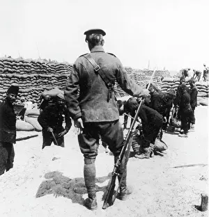 Labouring: Turkish prisoners WWI
