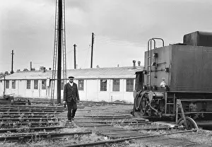 Storey: Turntable operator crossing tracks by turntable
