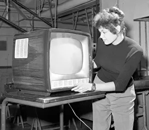 Finda: Tv set - Ametist - presentation
