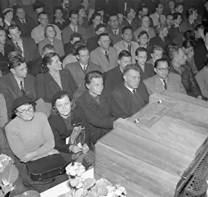 Leos: TV set - trial broadcasting - exhibition