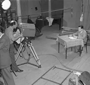 Leos: TV - television - studio - camera - spotlight