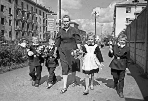 Twins: Twins going to school, 1962
