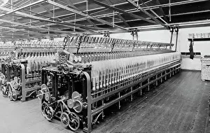 Twisting: Twisting Frame in a woollen mill in Bradford