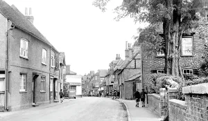 Twyford: Twyford, High Street c1955
