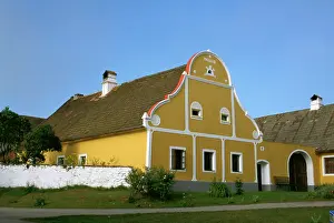 Budweis: Typical Cottage in Holasovice