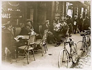Chilling: A typical Paris Cafe - late 1920s