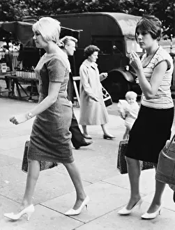 Cockney: Typical sixties costume in Whitechapel