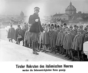 Compulsory: Tyrolean recruits in Rome, 1923