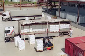 Dispatches: Ufaorgsintez polypropylene plant in Bashkiria, 1997