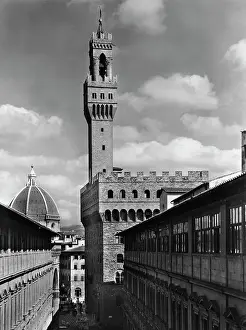 Uffizi: Uffizi - Palace - Florence - Italy - Architecture