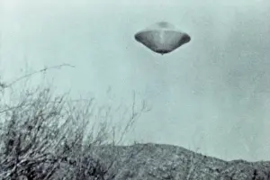 Contactee: UFOs - Fry - California