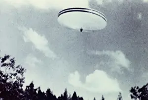 Contactee: UFOS/FRY / CALIFORNIA